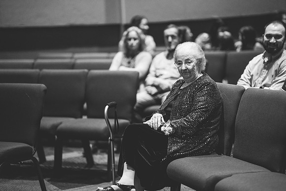 R4_02348